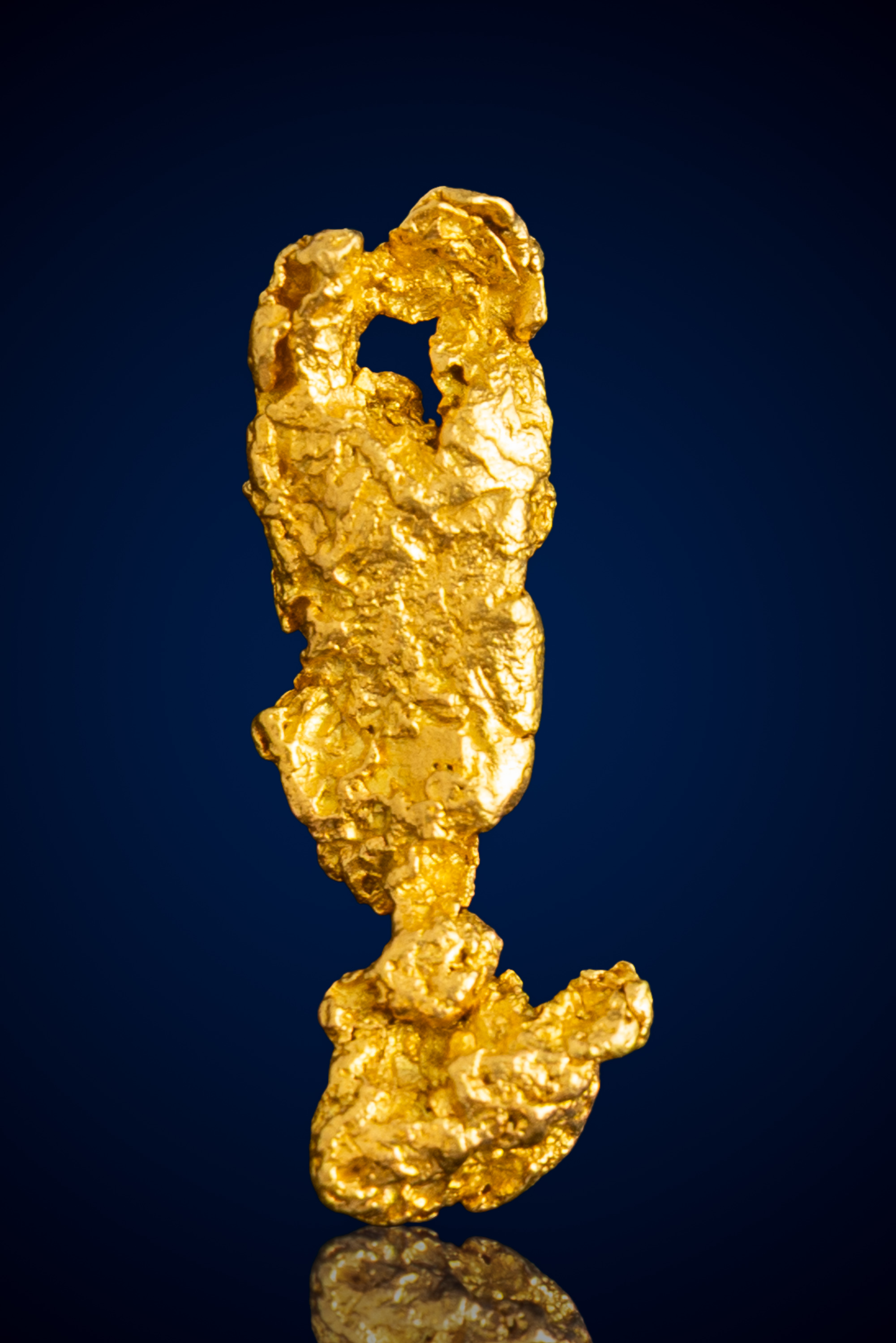 (image for) Bold, Architectural Natural Gold Nugget - CA - 3.90 grams